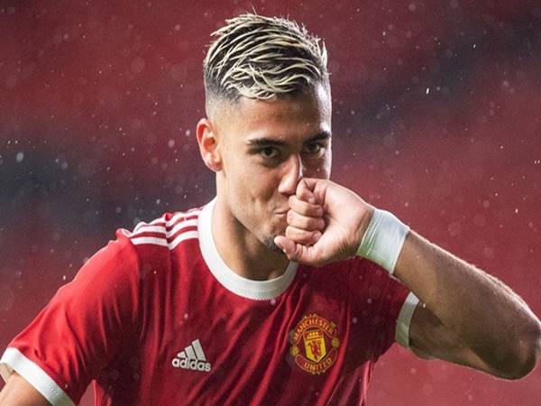 Tin bóng đá 2/8: Man Utd chuẩn bị bán đi tiền vệ Andreas Pereira