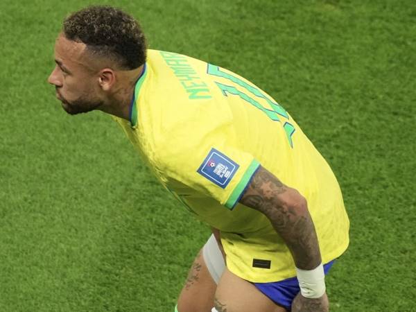 Tin bóng đá tối 2/12: Neymar trước nguy cơ rời World Cup sớm