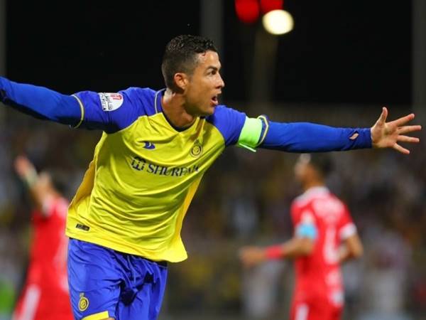 Ronaldo không ghi bàn, Al Nassr vẫn vào bán kết Cúp Nhà vua