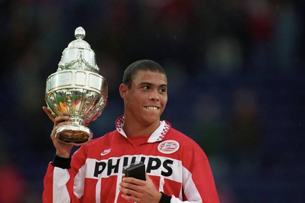 Ronaldo De Lima trong màu áo PSV