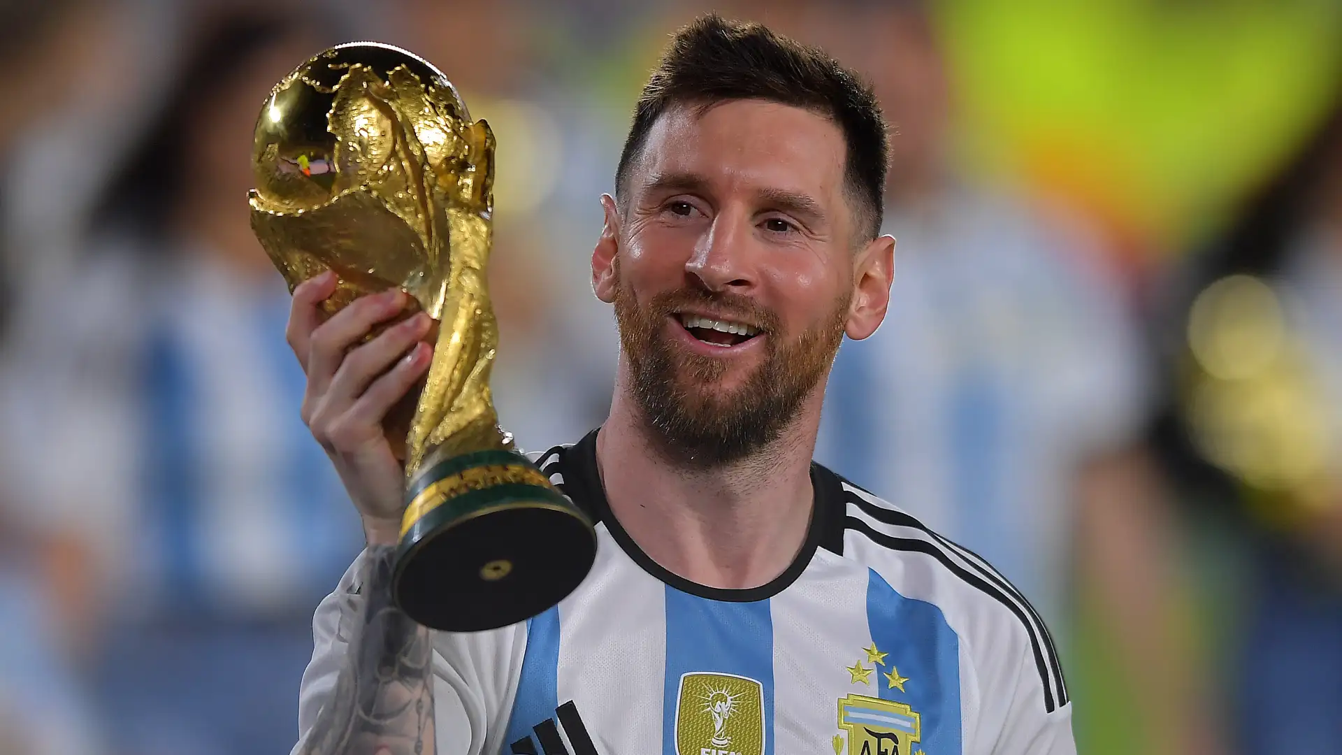 Lionel Messi: Ngôi sao sân cỏ vĩ đại (Giá trị tài sản ròng: 650 Triệu USD)