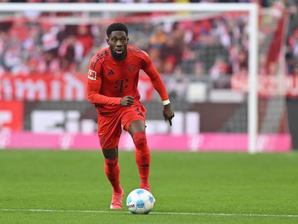 Tin bóng đá 24/1: Alphonso Davies được Bayern thưởng lớn