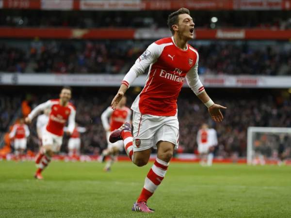 Mesut Özil – Bậc thầy chuyền bóng của thế hệ 2010s